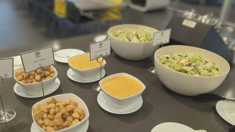 Catering Event Image -1 food in a buffet catering