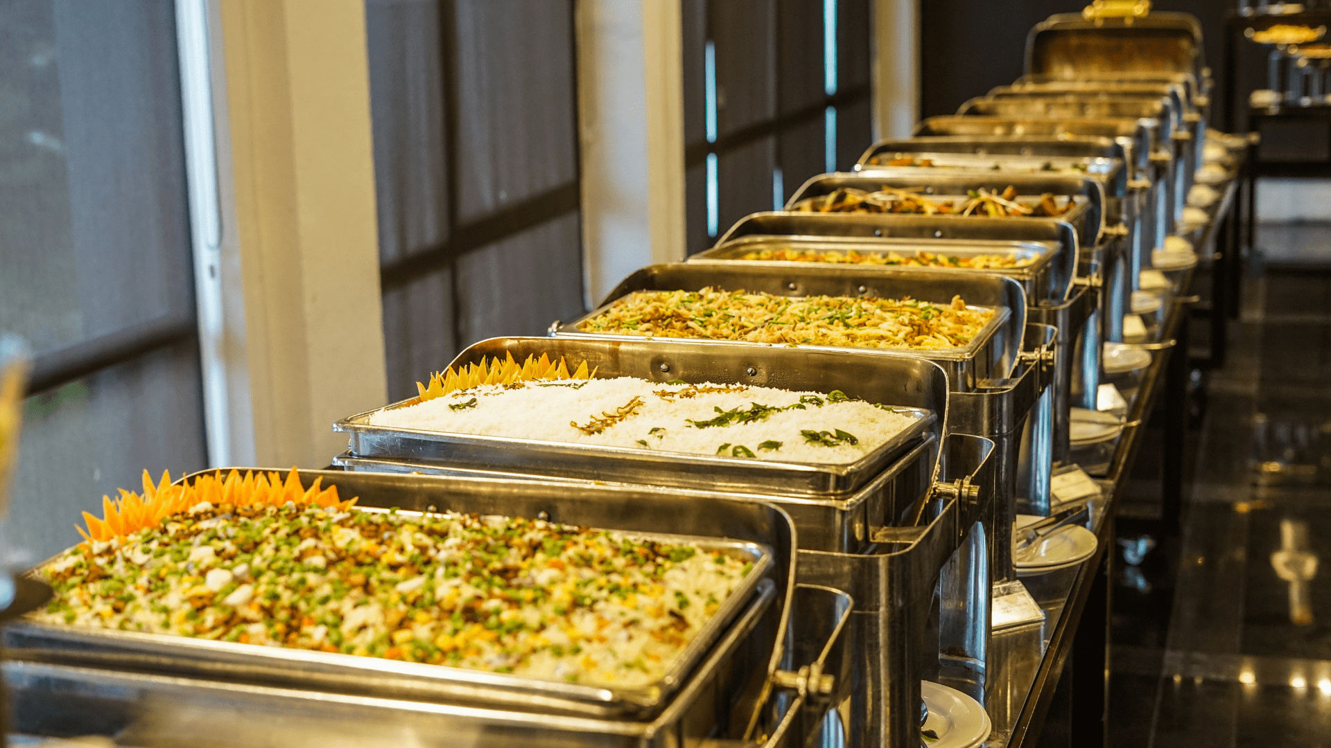 MD - Buffet vs plated food in a buffet catering